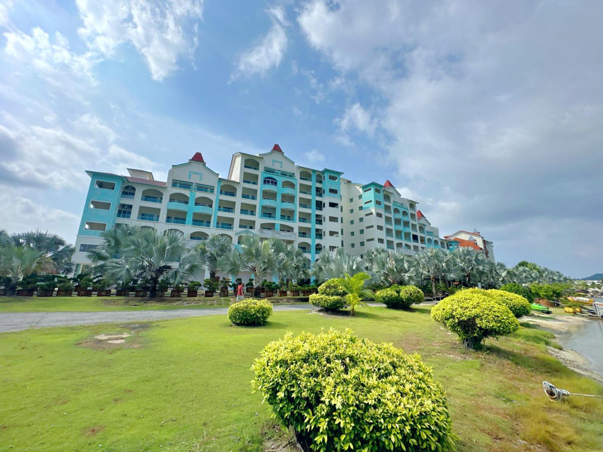 Anylodge Waterfront Marina Island Pangkor Lumut Exterior foto