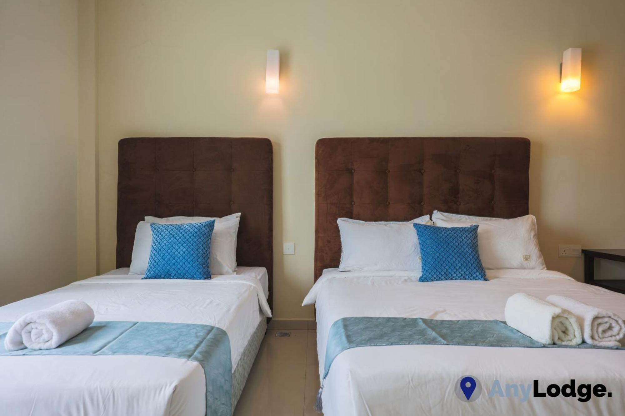 Anylodge Waterfront Marina Island Pangkor Lumut Exterior foto