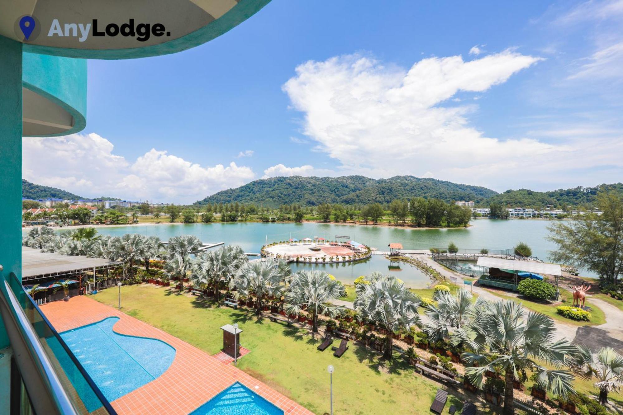Anylodge Waterfront Marina Island Pangkor Lumut Exterior foto