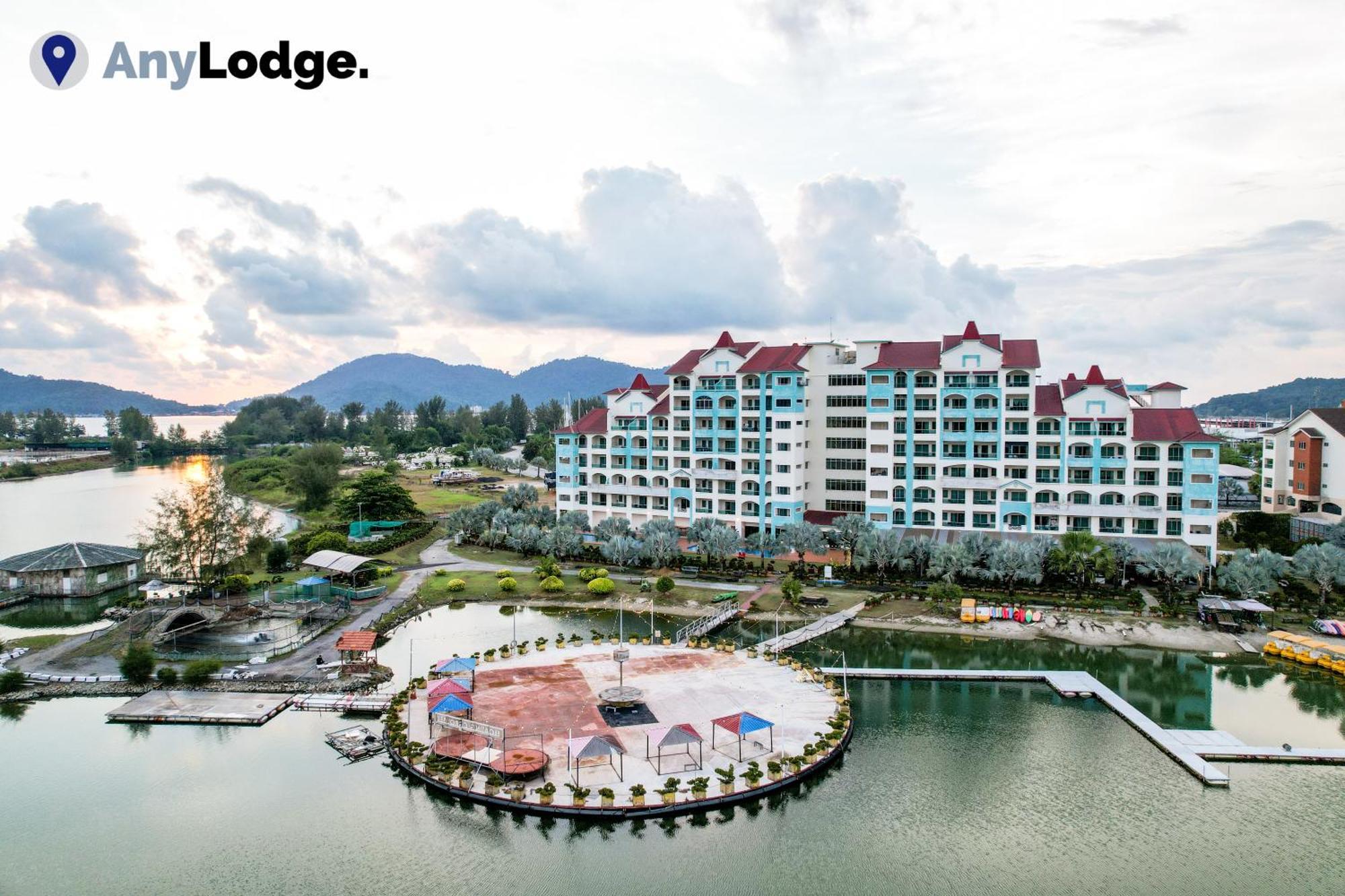 Anylodge Waterfront Marina Island Pangkor Lumut Exterior foto