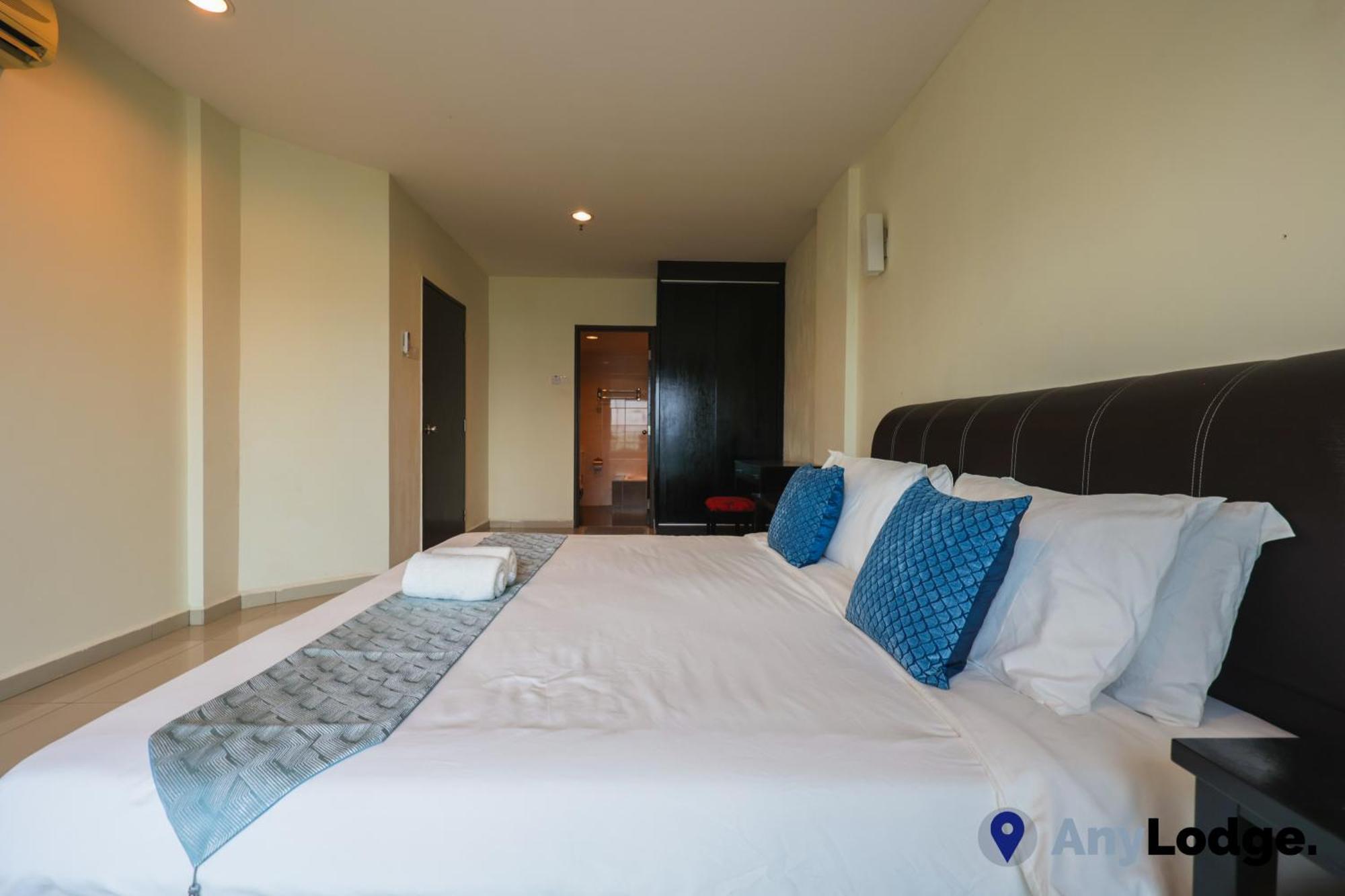 Anylodge Waterfront Marina Island Pangkor Lumut Quarto foto